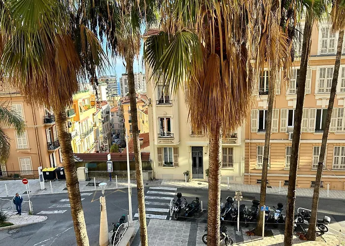 아파트 Palais Du Soleil Monaco Terrasse & Parking 보솔레이